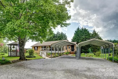 Exterior - 106 Albert Dr, Flat Rock, NC 28731 photo 5 of 17