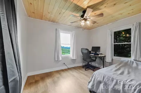 Bedroom - 106 Albert Dr, Flat Rock, NC 28731 photo 2 of 2