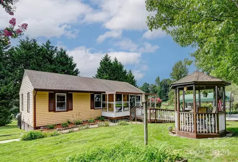 Exterior - 106 Albert Dr, Flat Rock, NC 28731 photo 3 of 17