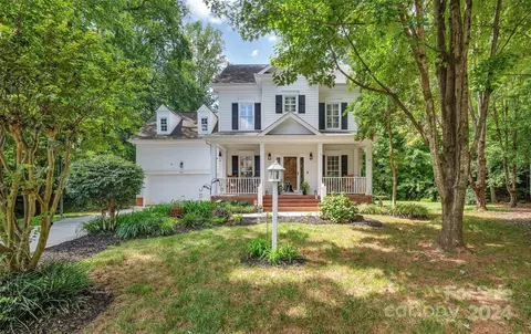 7815 Hollow Oaks Ln, Waxhaw, NC 28173