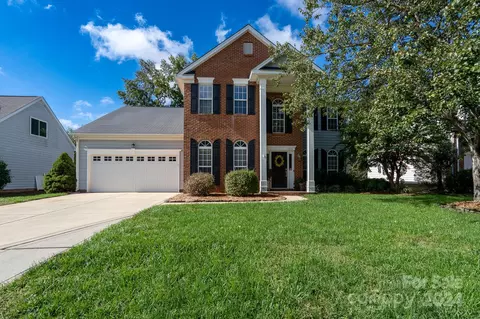 1376 Lloyd Pl, Concord, NC 28027