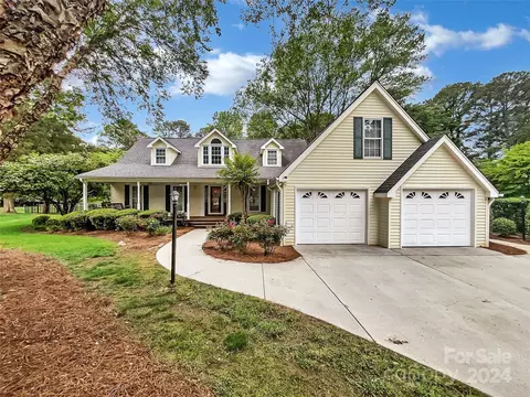 2105 Poinsett Dr, Rock Hill, SC 29732