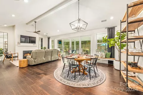 Dining - 4686 Persimmon Rd, Lancaster, SC 29720 photo 2 of 3