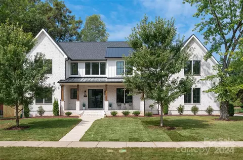 4700 Walker Rd, Charlotte, NC 28211