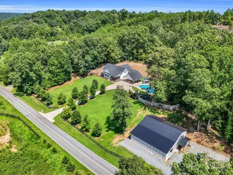 194 Lyles Pond Rd, Rutherfordton, NC 28139