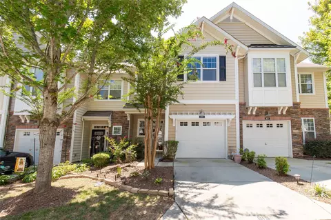 815 Petersburg Dr, Fort Mill, SC 29708