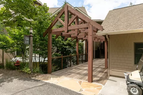 148 Logging Horse B202 Rd #B/202, Burnsville, NC 28714