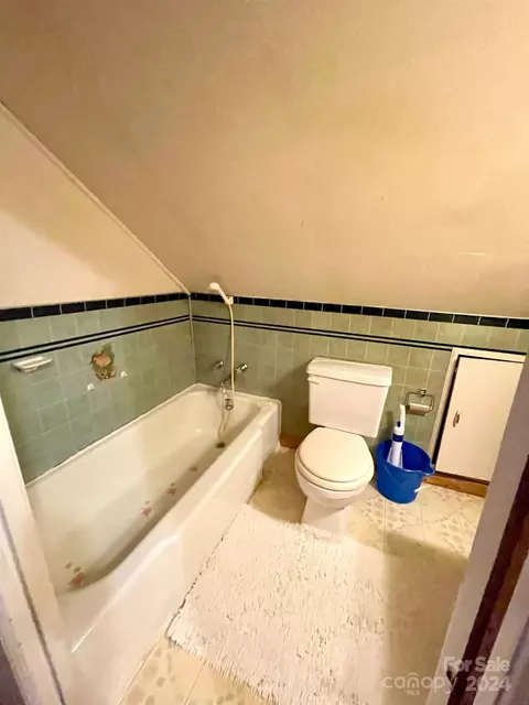 127 Young St, Elkin, NC 28621 photo 37