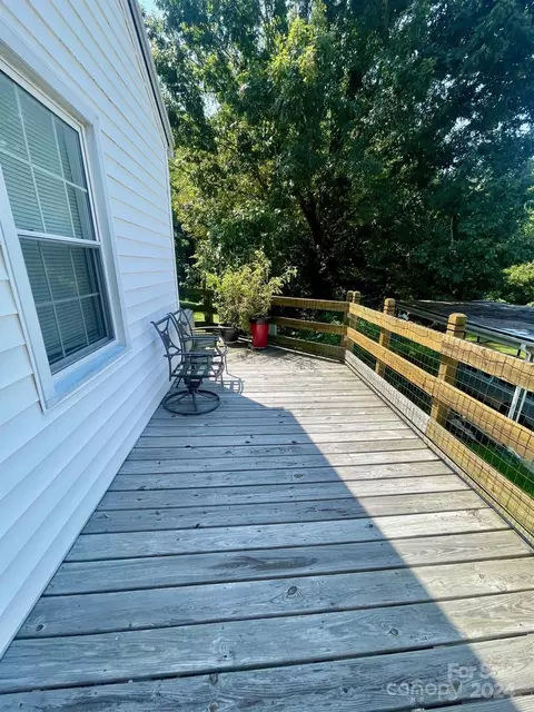 127 Young St, Elkin, NC 28621 photo 16