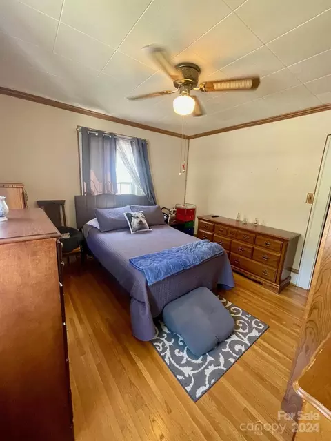 127 Young St, Elkin, NC 28621 photo 28