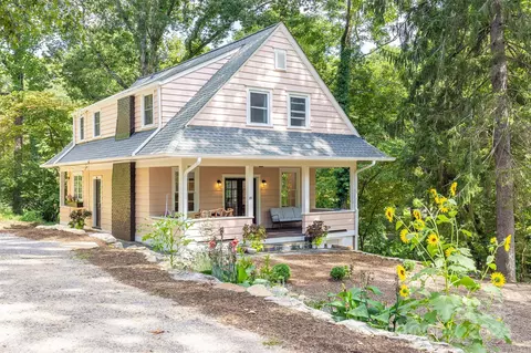 18 Richard St, Asheville, NC 28803