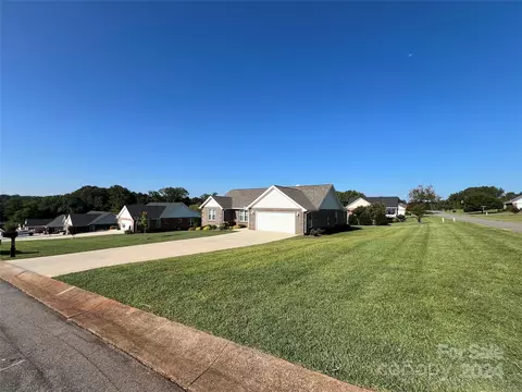 108 Augusta Dr, Spindale, NC 28160