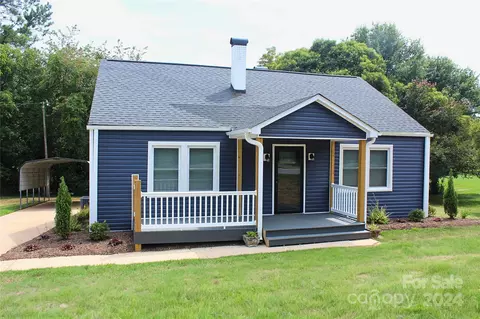2326 12th Avenue Ne Dr NE, Hickory, NC 28601