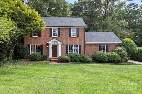 323 25th Nw Ave NW, Hickory, NC 28601