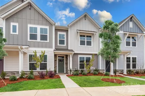 10511 Boudreaux St, Huntersville, NC 28078