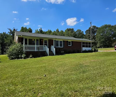 2835 Wood Rd, Mooresboro, NC 28114