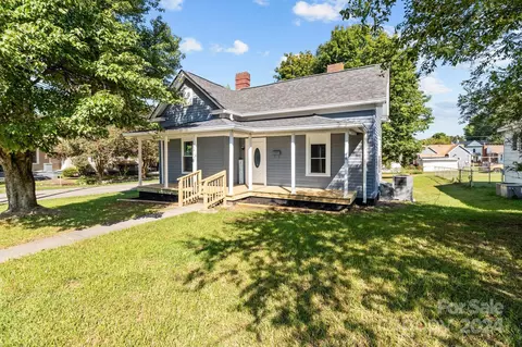 610 Rowan Ave, Spencer, NC 28159