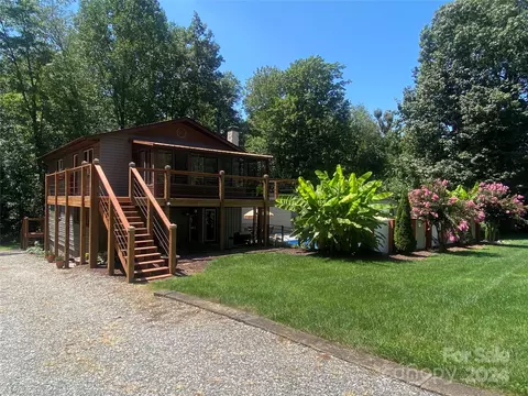 723 Perkins Rd, Valdese, NC 28690