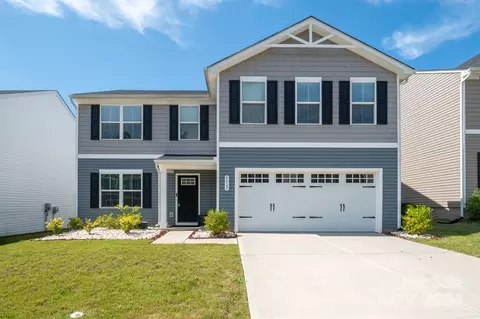 8029 Mulberry Glen Ln, Charlotte, NC 28215