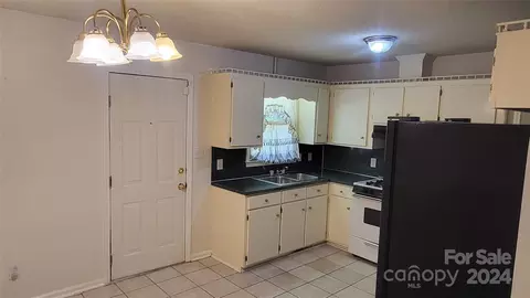 Other - 1012 E Arch St, Lancaster, SC 29720 photo 1 of 8