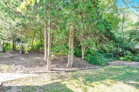 211 N Kimberly Rd, Davidson, NC 28036 photo 7