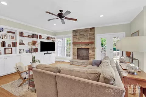 211 N Kimberly Rd, Davidson, NC 28036 photo 19