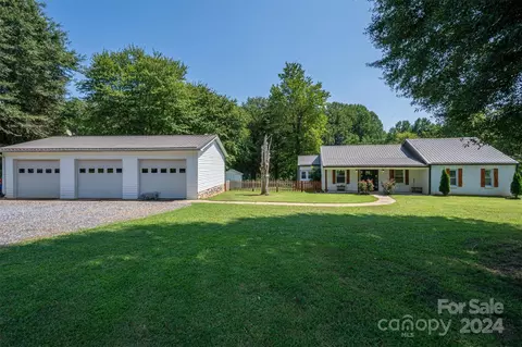 6743 Clyde Wehunt Rd, Cherryville, NC 28021