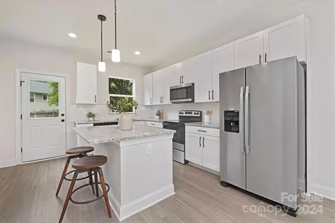321 Houston St, Charlotte, NC 28214
