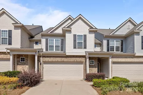 4117 Station Square Ct, Charlotte, NC 28210