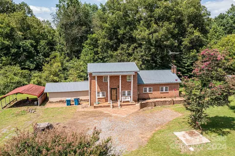 3011 Wesley Chapel Rd, Newton, NC 28658