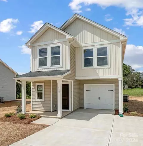 502 Elpine St, Statesville, NC 28677
