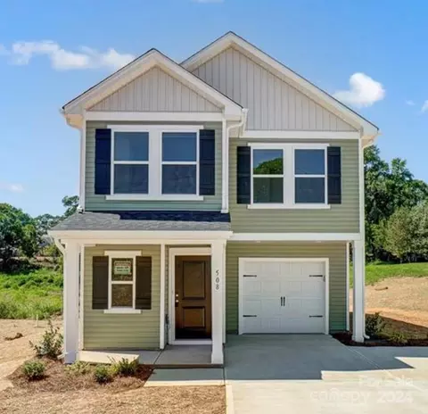 508 Elpine St, Statesville, NC 28677