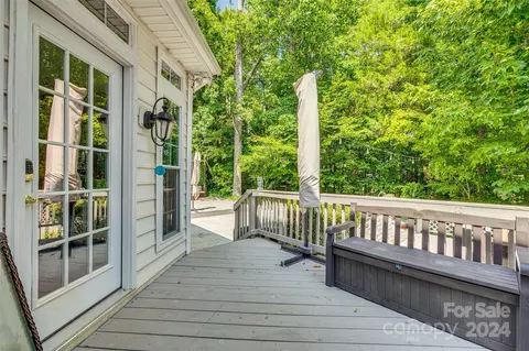 Exterior - 1038 Kilpatrick Ln, Fort Mill, SC 29708 photo 4 of 8