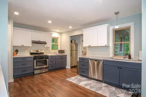 Kitchen - 399 Oriole Rd, Brevard, NC 28712 photo 1 of 3