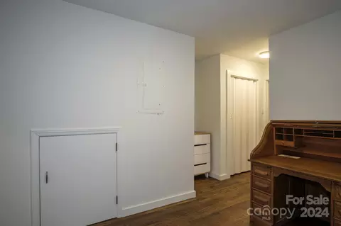 Bedroom - 399 Oriole Rd, Brevard, NC 28712 photo 6 of 6
