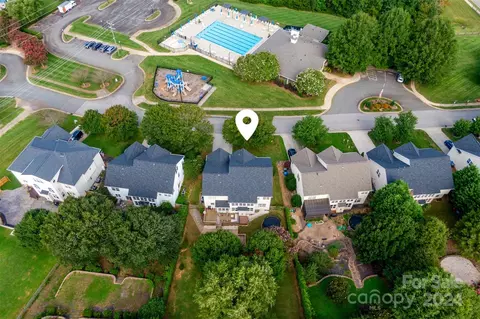 285 Montibello Dr, Mooresville, NC 28117