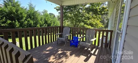Exterior - 1434 Gristmill Dr, Conover, NC 28613 photo 2 of 2