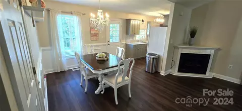 Entry Way - 1434 Gristmill Dr, Conover, NC 28613 photo 1 of 1