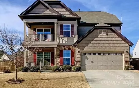 138 Karlstad Ln, Mooresville, NC 28115