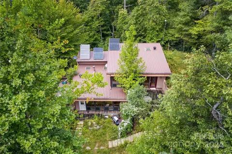 1265 Stackhouse Rd, Marshall, NC 28753