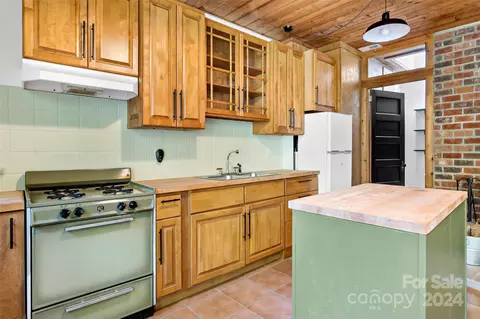 1265 Stackhouse Rd, Marshall, NC 28753 photo 7
