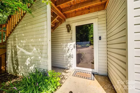 1716 Hunters Trl, Rock Hill, SC 29732