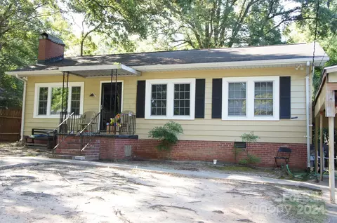 1041 W Mauney Ave, Gastonia, NC 28052