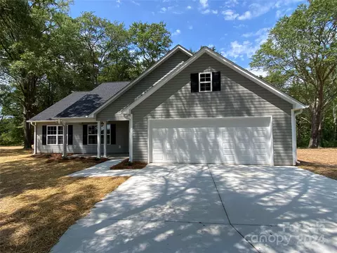 3614 Sentry Rd, Lancaster, SC 29720 photo 2