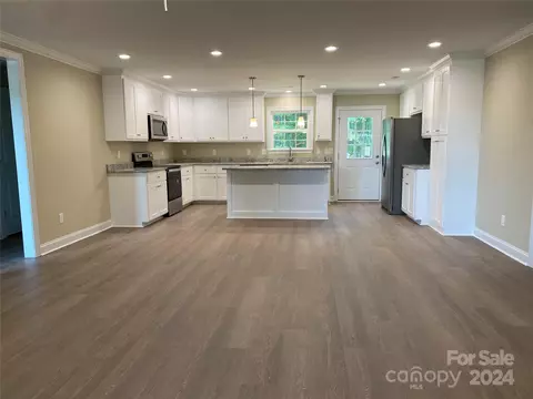 3614 Sentry Rd, Lancaster, SC 29720 photo 4