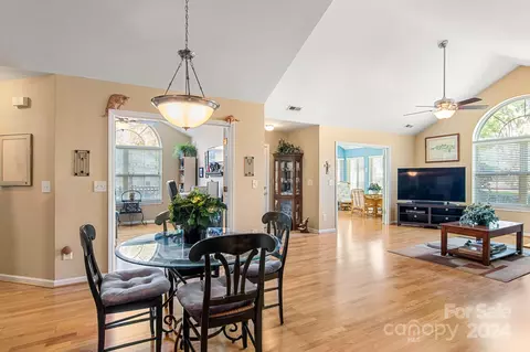 727 Ledgestone Ct, Tega Cay, SC 29708 photo 14