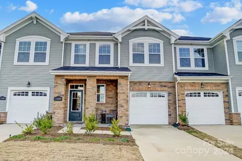 14946 Tamarack Dr, Charlotte, NC 28278