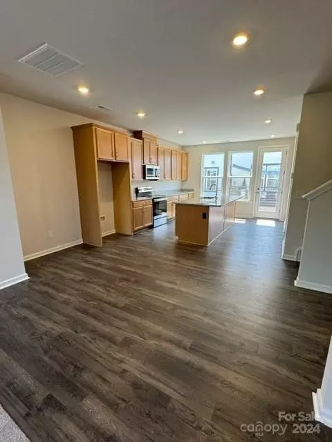 Other - 423 Jetton St, Davidson, NC 28036 photo 1 of 9