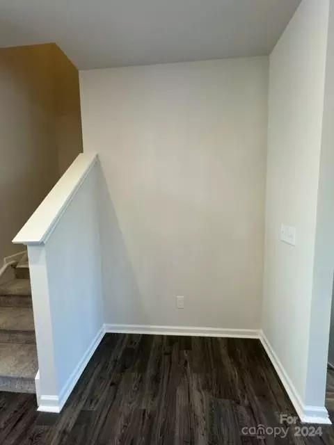 Entry Way - 423 Jetton St, Davidson, NC 28036 photo 1 of 3