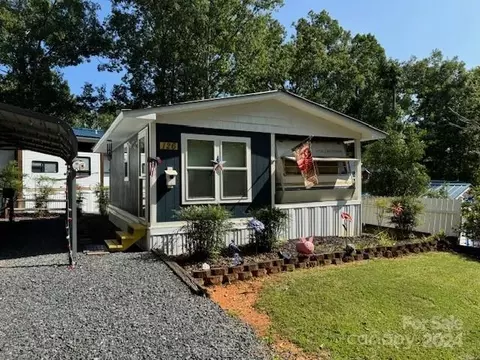 126 Deer Park Rd, Mount Gilead, NC 27306